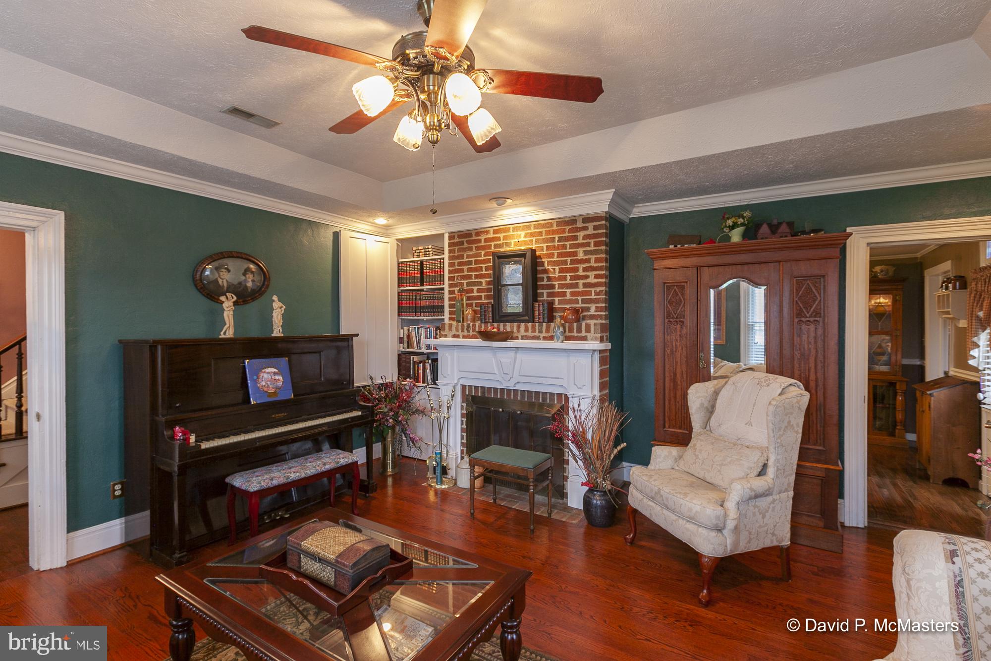 PIKEVIEW ACRES - Residential