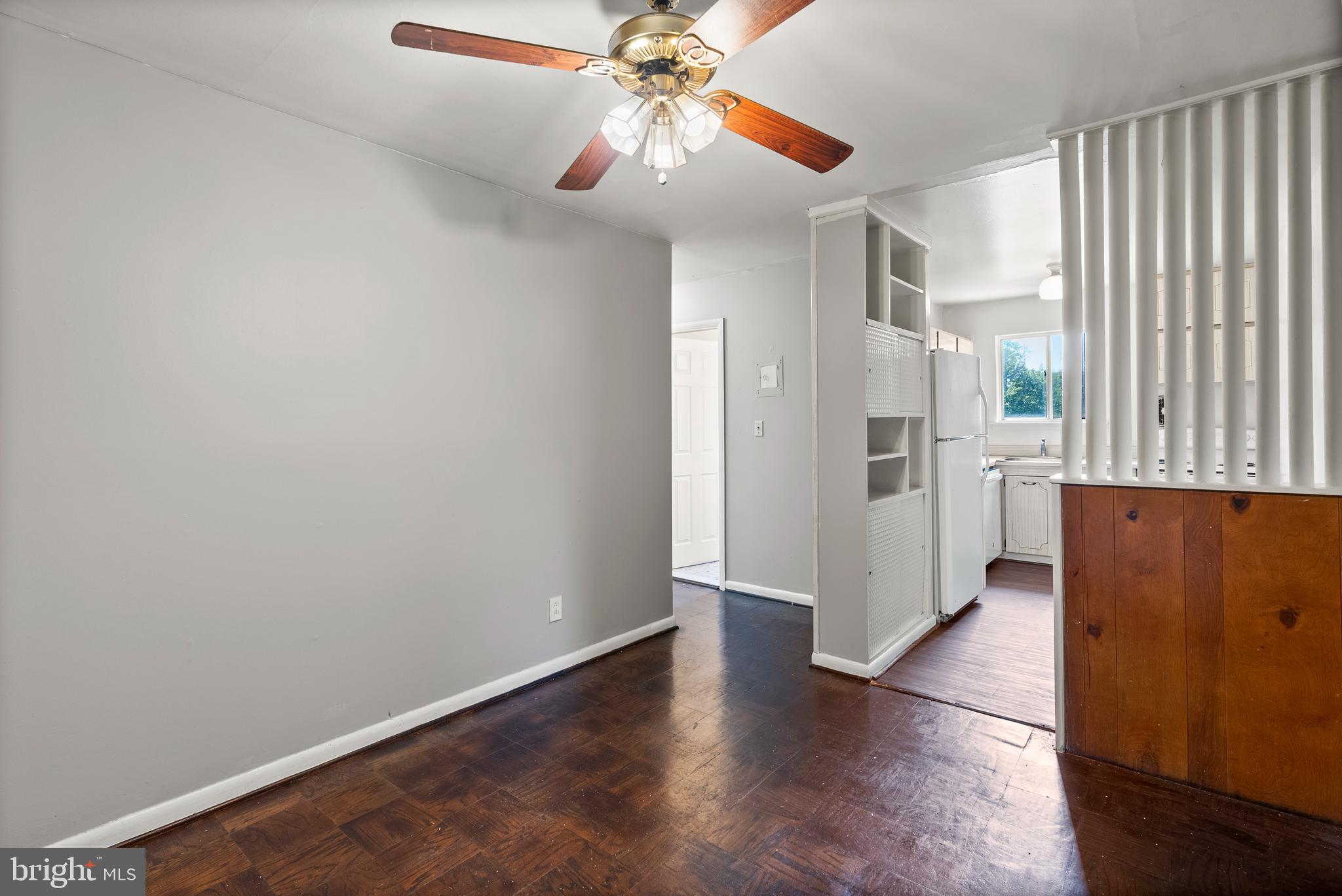 REISTERSTOWN STATION - Residential Lease