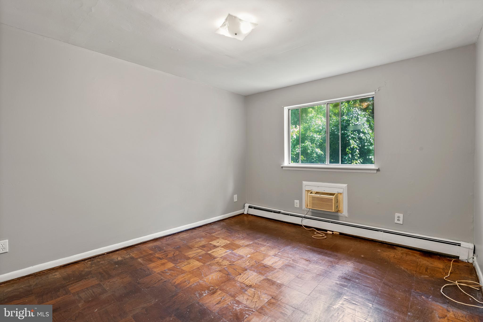 REISTERSTOWN STATION - Residential Lease