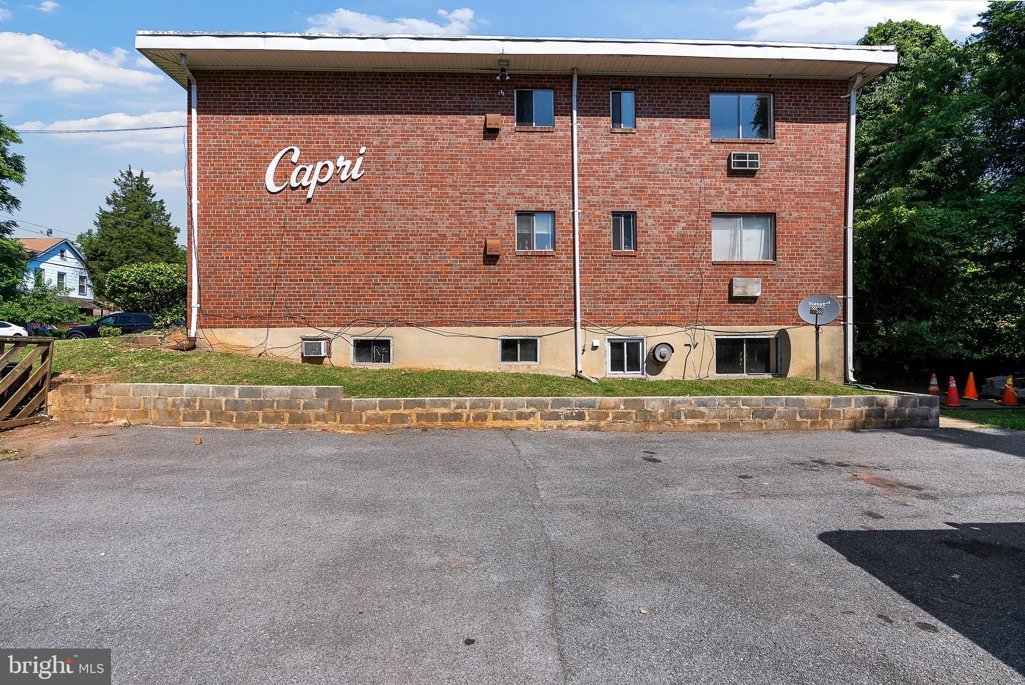 REISTERSTOWN STATION - Residential Lease