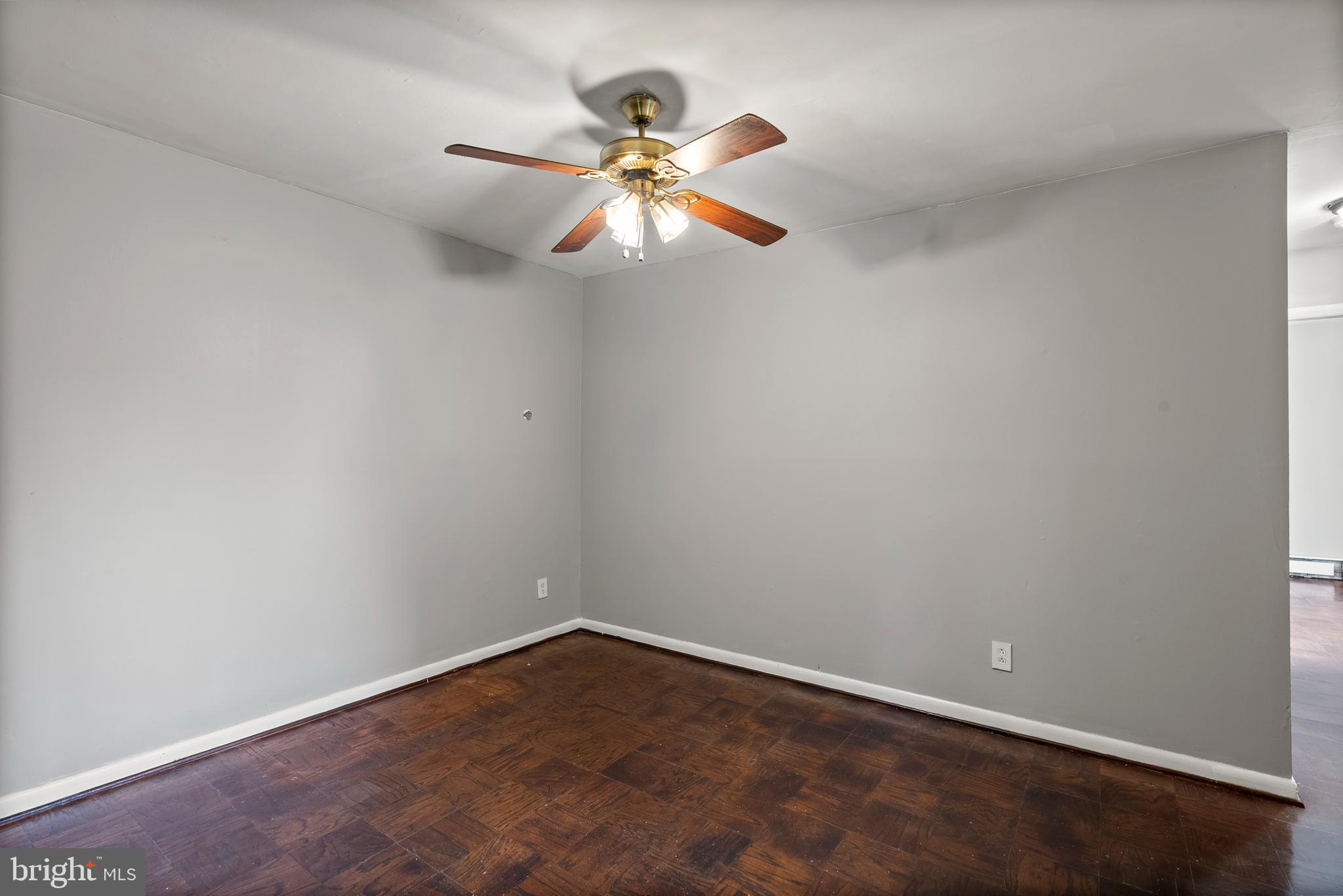 REISTERSTOWN STATION - Residential Lease