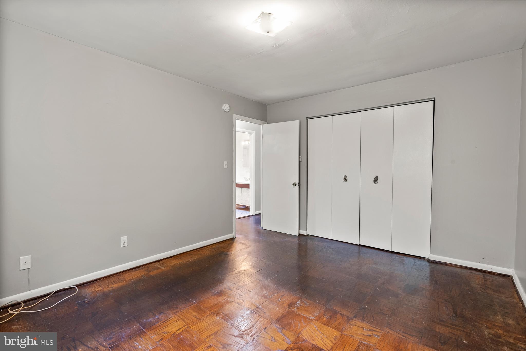 REISTERSTOWN STATION - Residential Lease