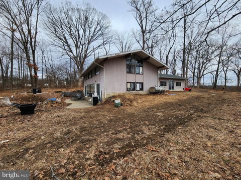 4428 GERYVILLE PIKE GREEN LANE PA 18054
