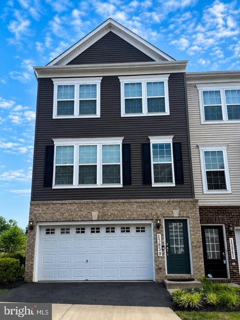 Photo of 13839 Litespeed Way, GAINESVILLE, VA 20155 (MLS # VAPW2123484)