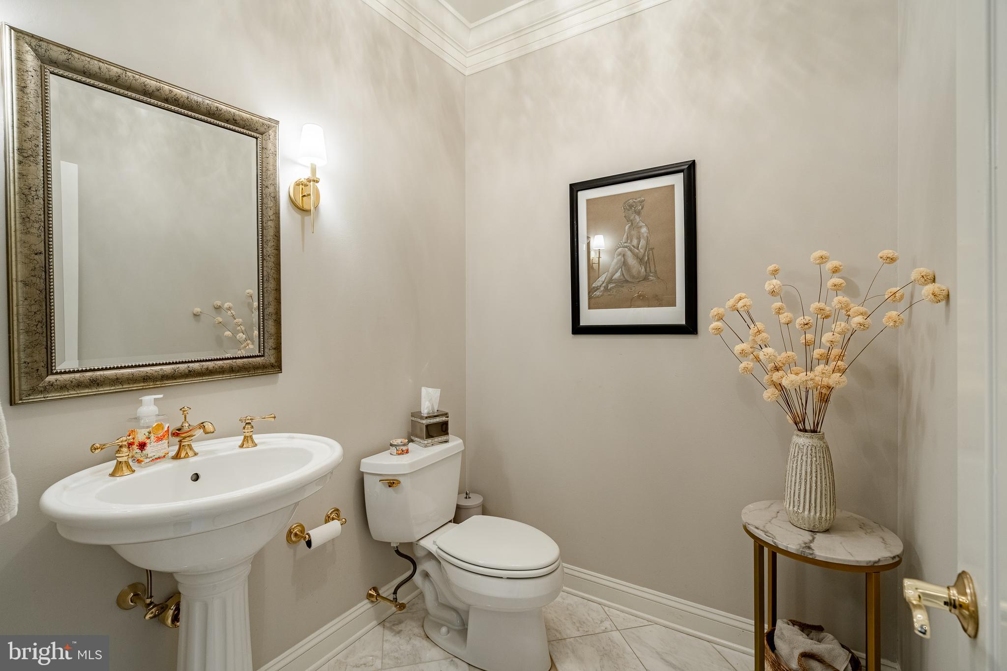 WHITEGATE - Residential