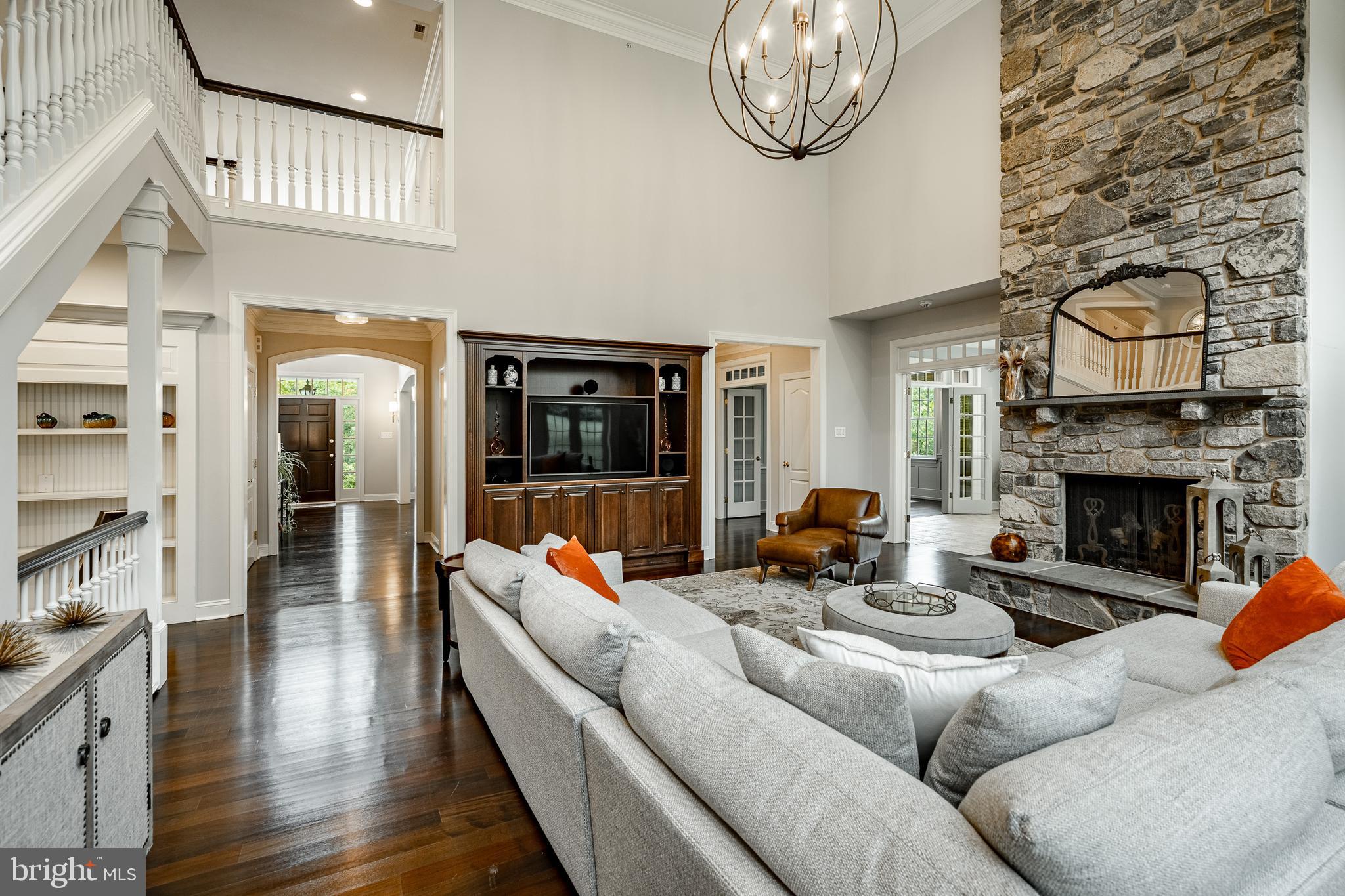 WHITEGATE - Residential