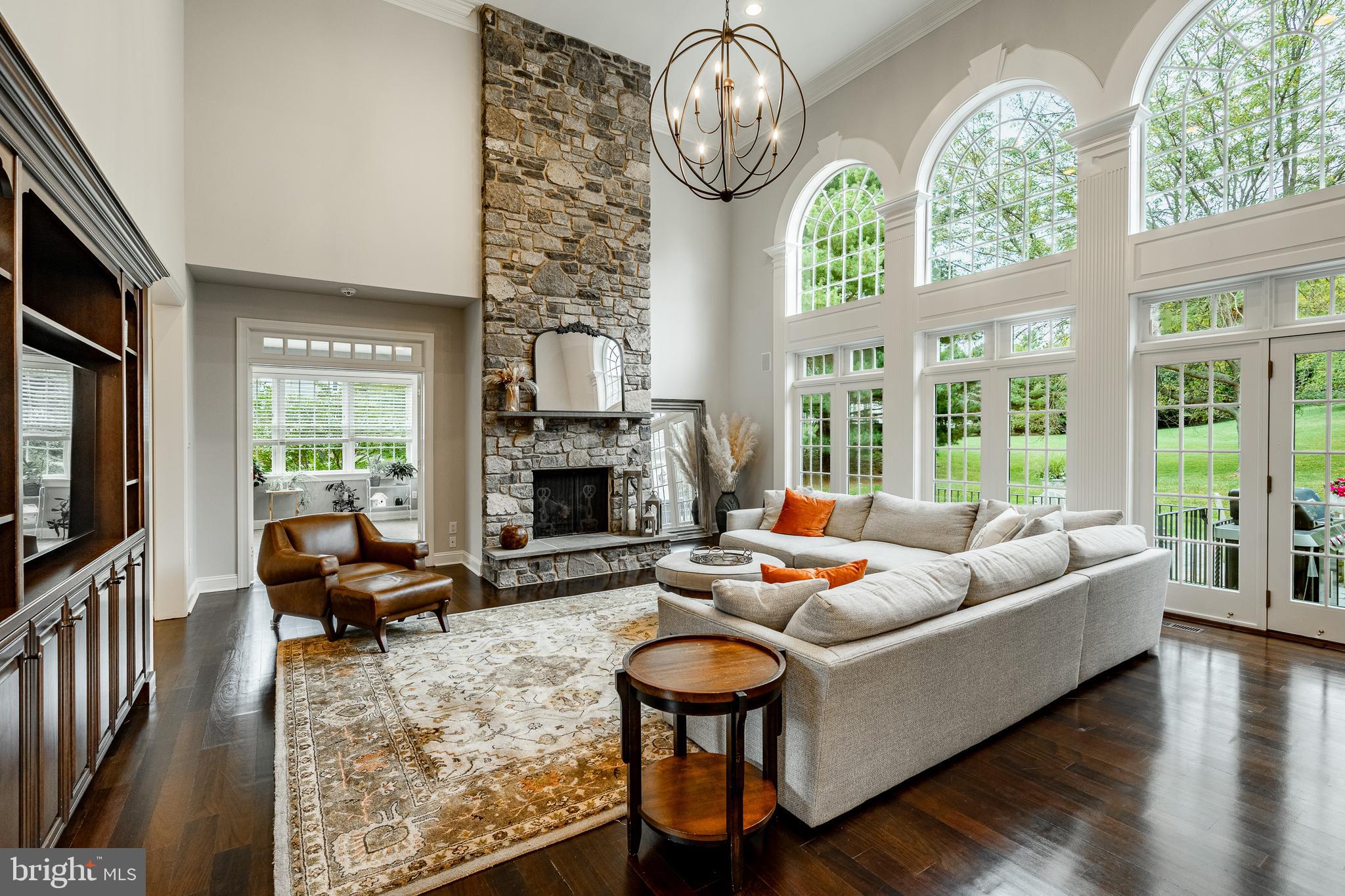 WHITEGATE - Residential