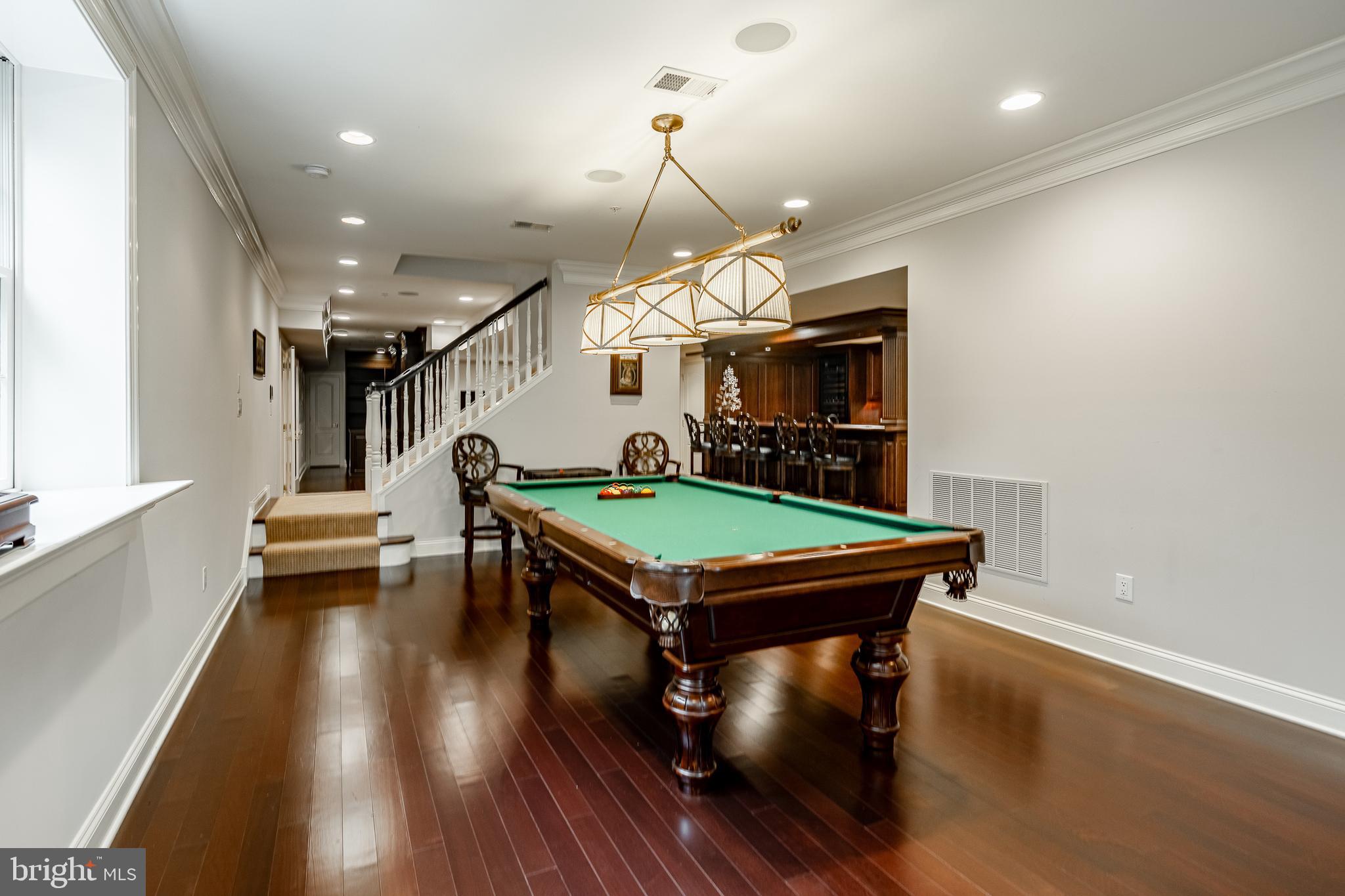 WHITEGATE - Residential