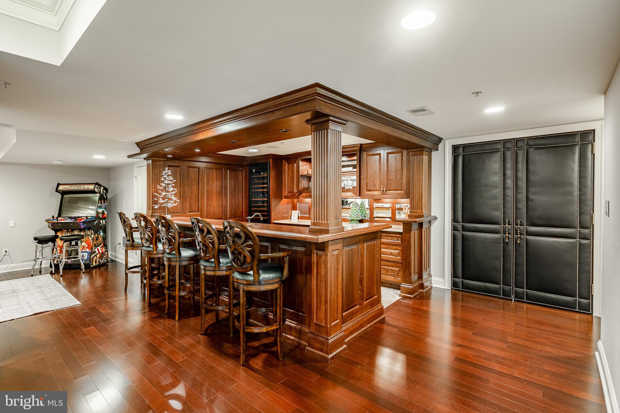 WHITEGATE - Residential