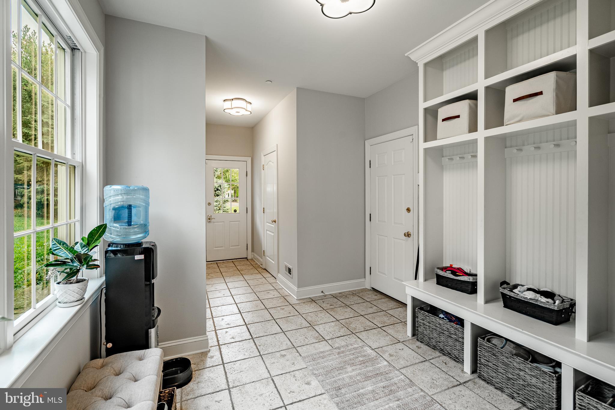 WHITEGATE - Residential