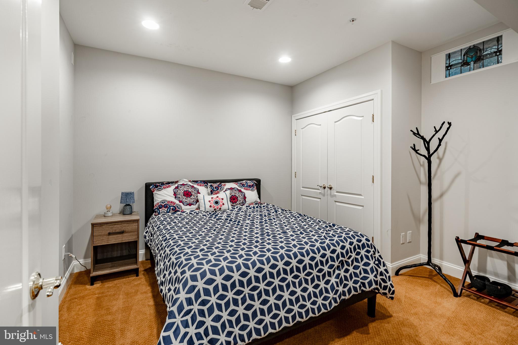 WHITEGATE - Residential