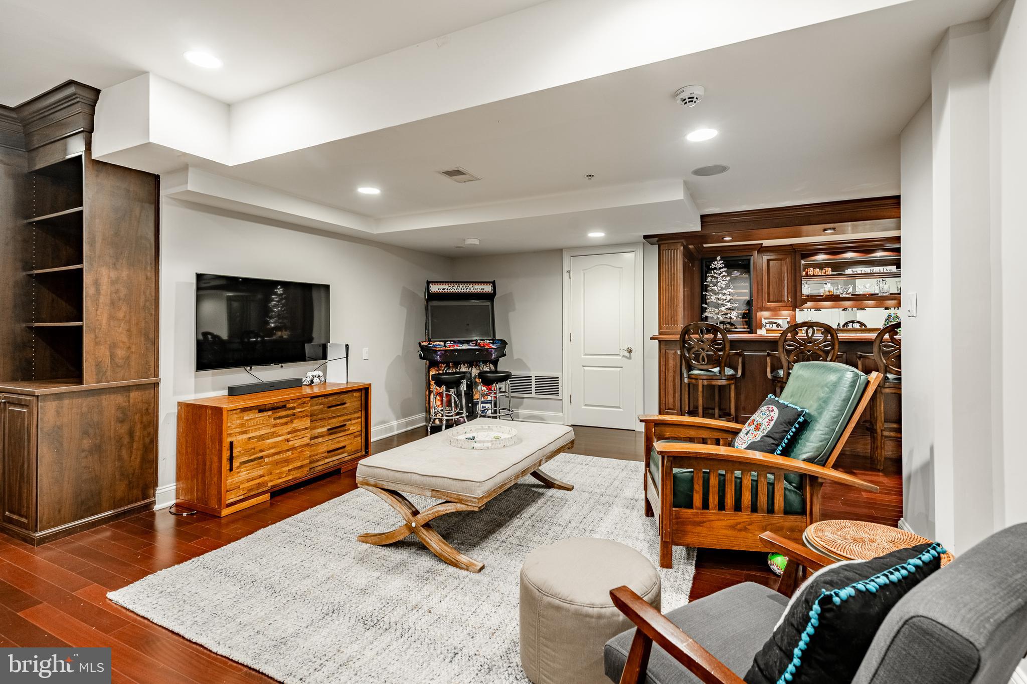 WHITEGATE - Residential