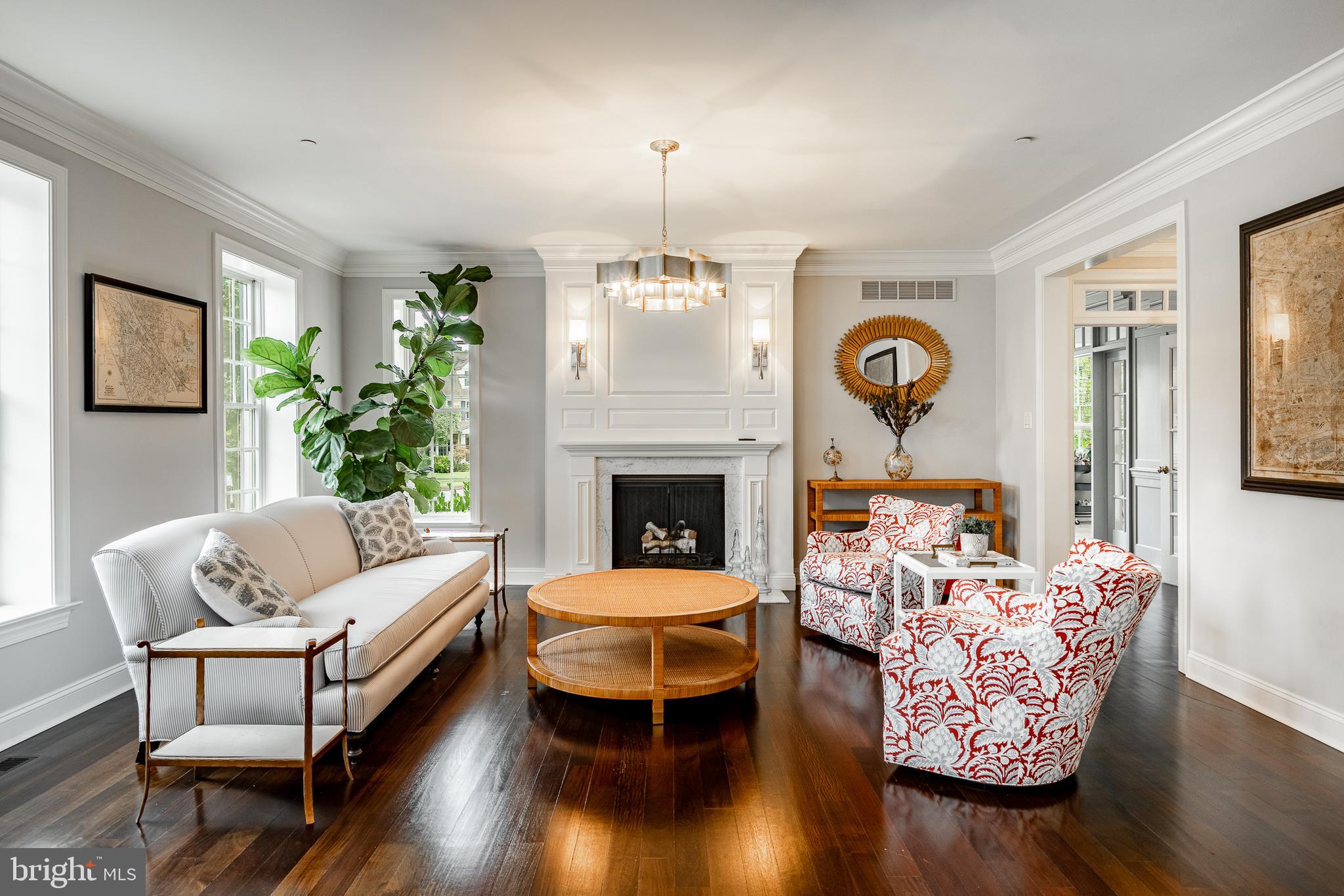 WHITEGATE - Residential