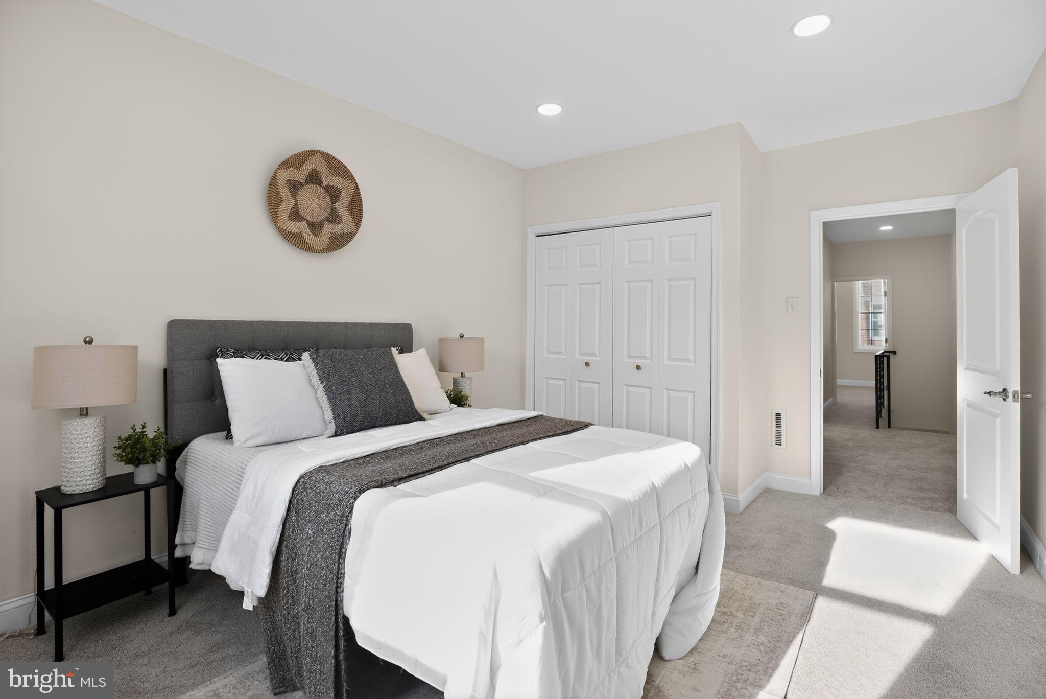 PHILADELPHIA (SOUTH) - Residential