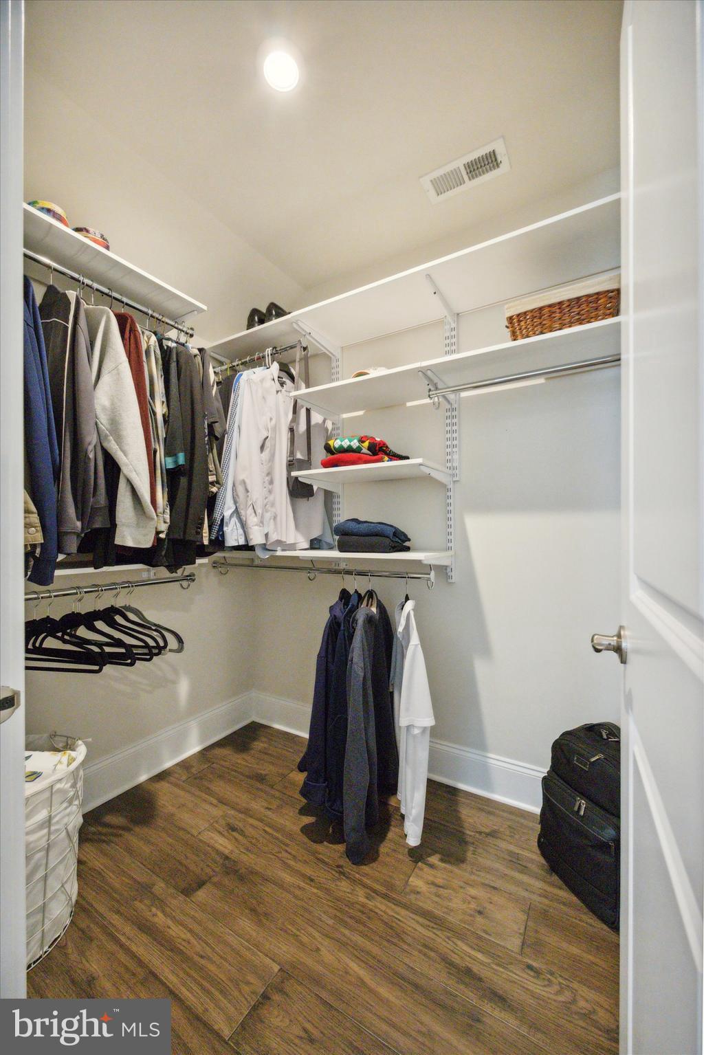 LISETER - Residential