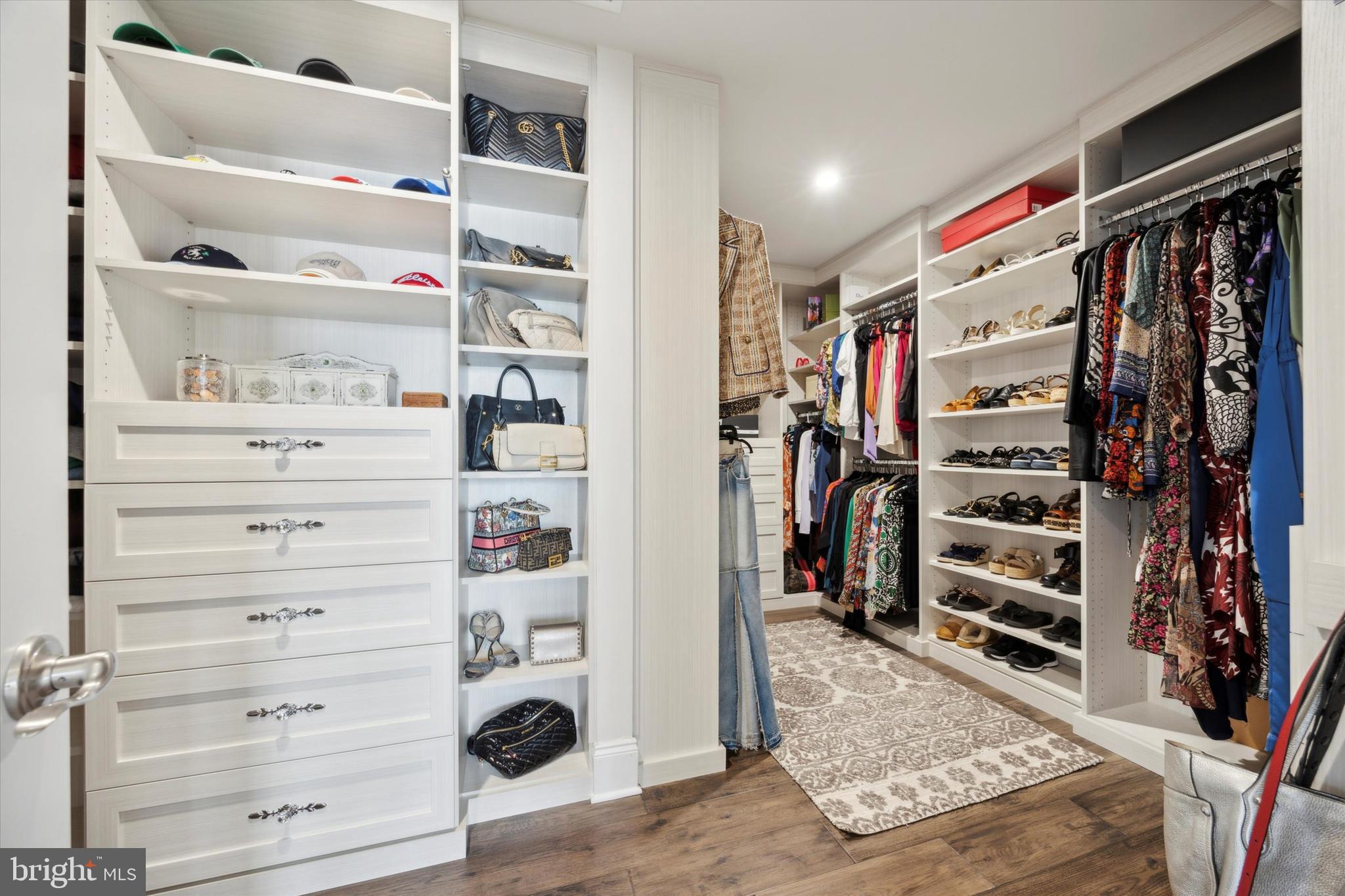 LISETER - Residential