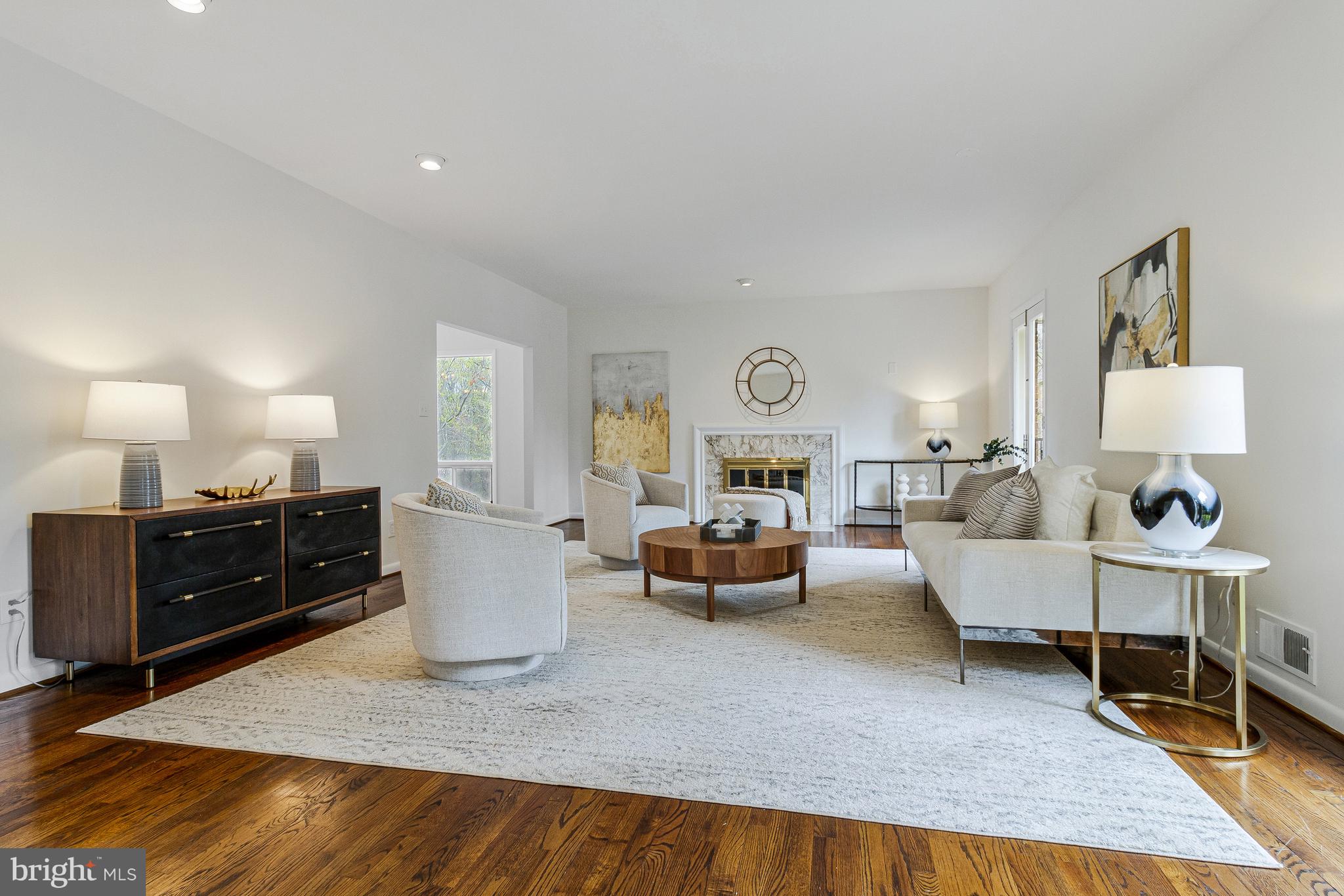 CHAIN BRIDGE FOREST - Residential