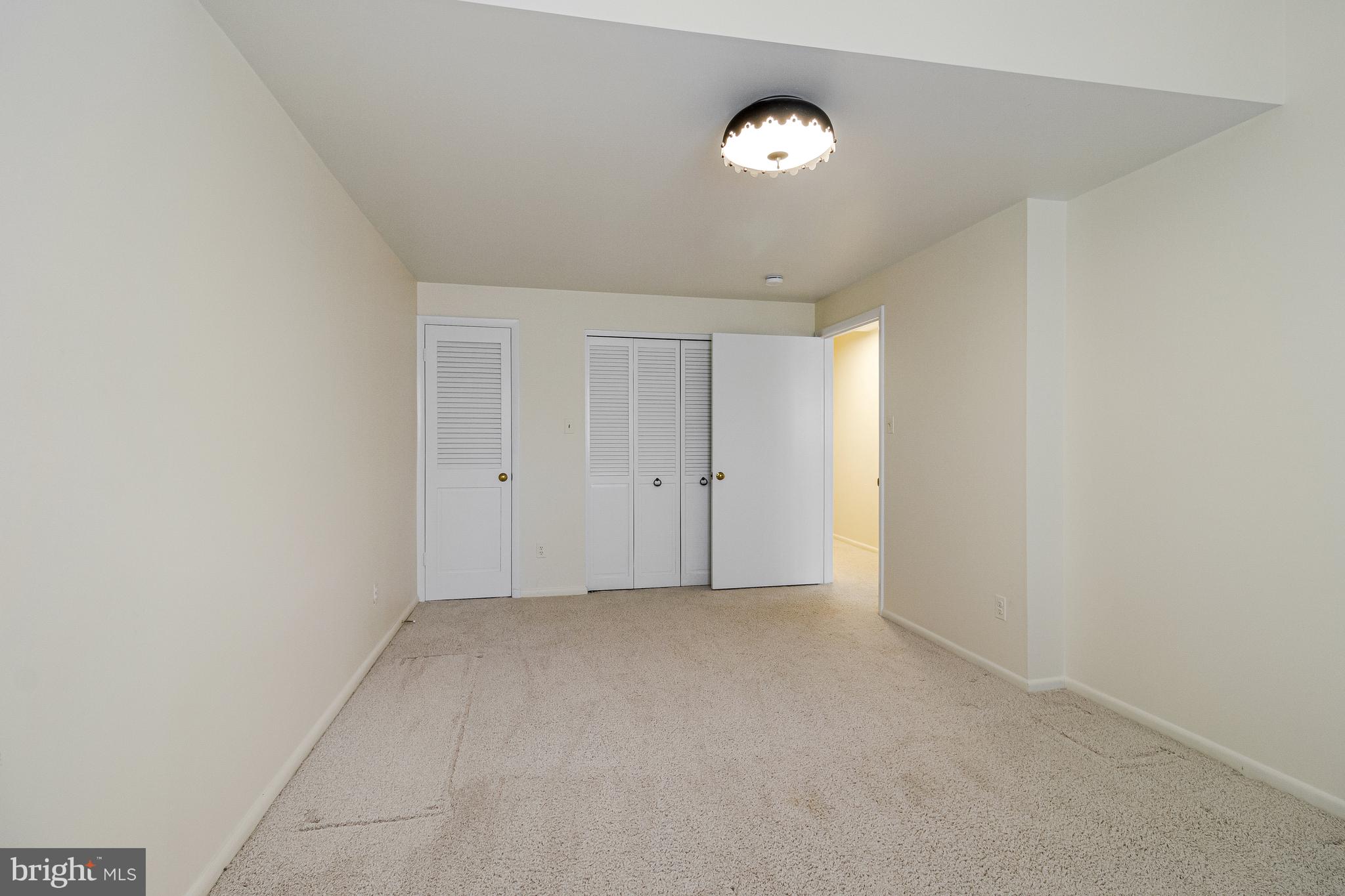 CHAIN BRIDGE FOREST - Residential