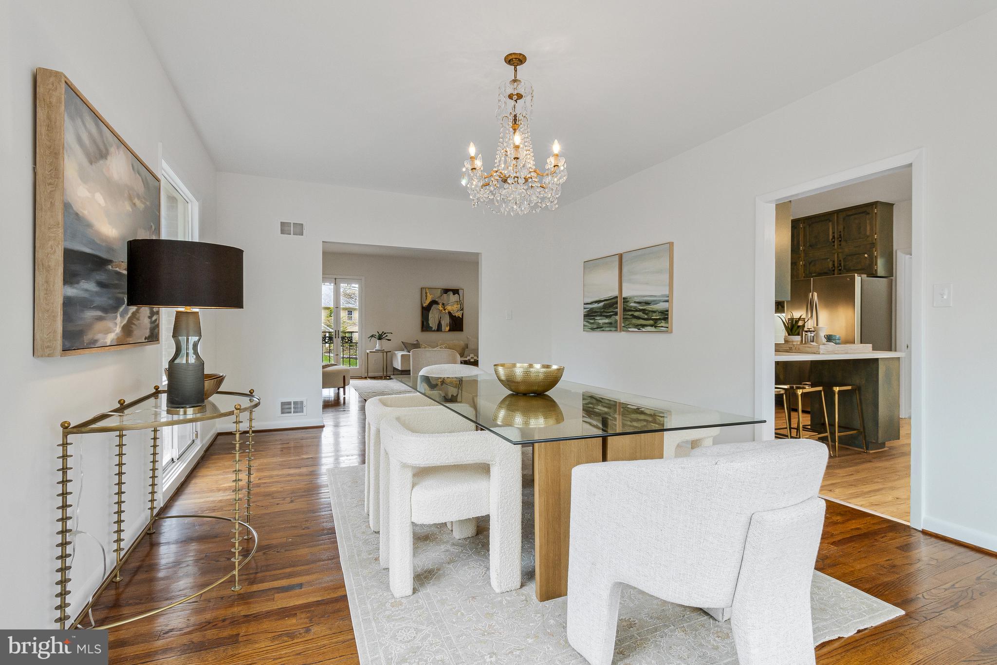 CHAIN BRIDGE FOREST - Residential