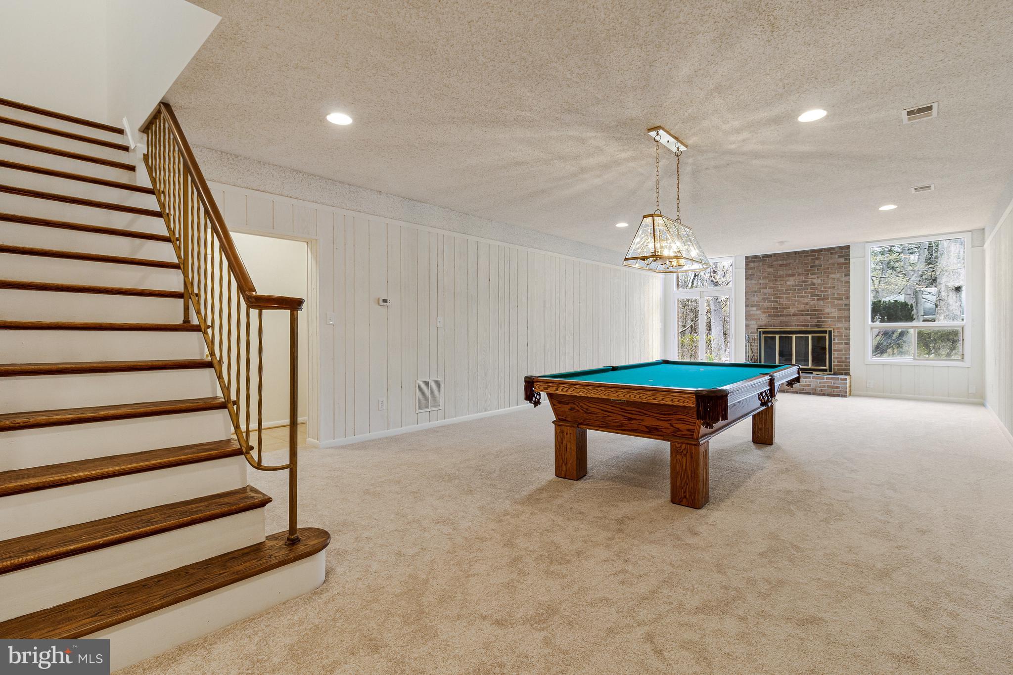 CHAIN BRIDGE FOREST - Residential