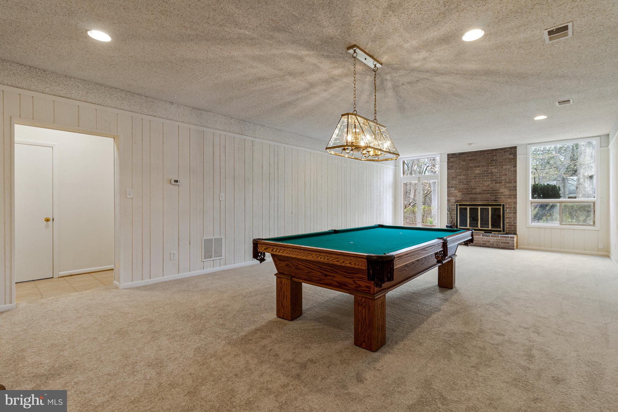 CHAIN BRIDGE FOREST - Residential