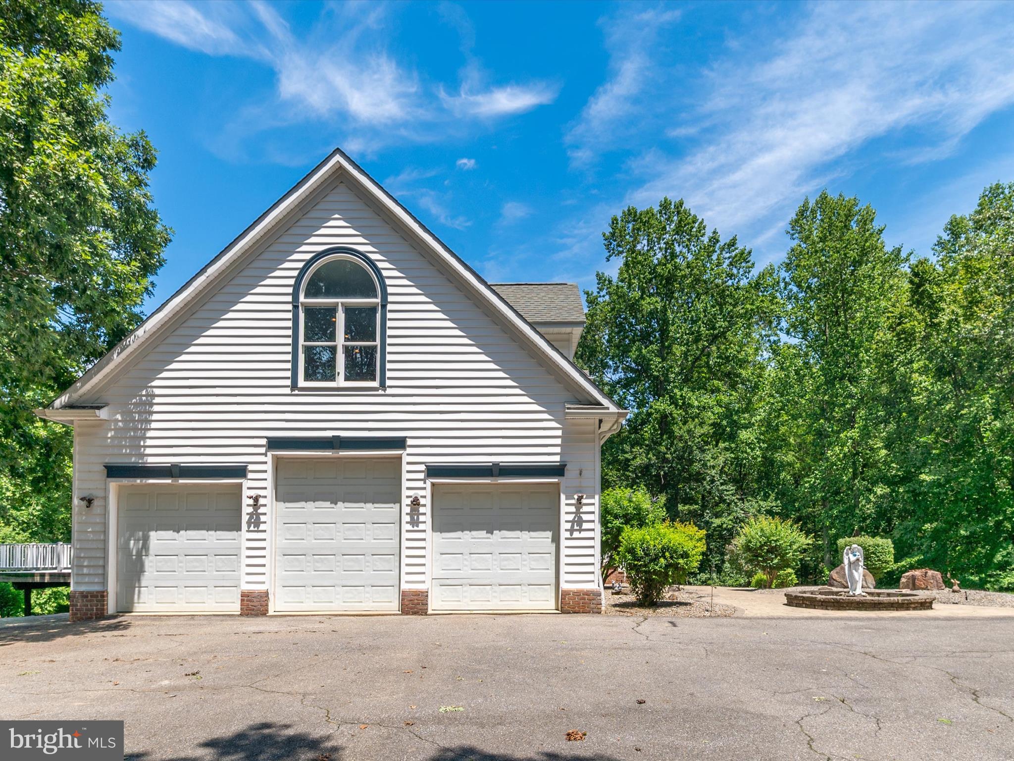 CROWNSVILLE - Residential