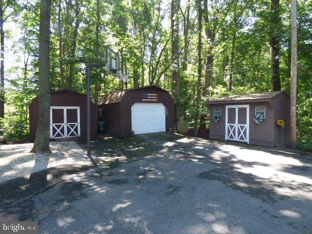 WINDSOR TWP - Residential