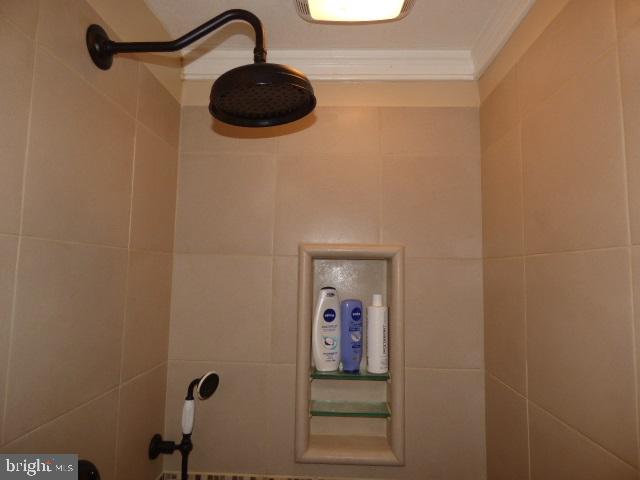 WINDSOR TWP - Residential