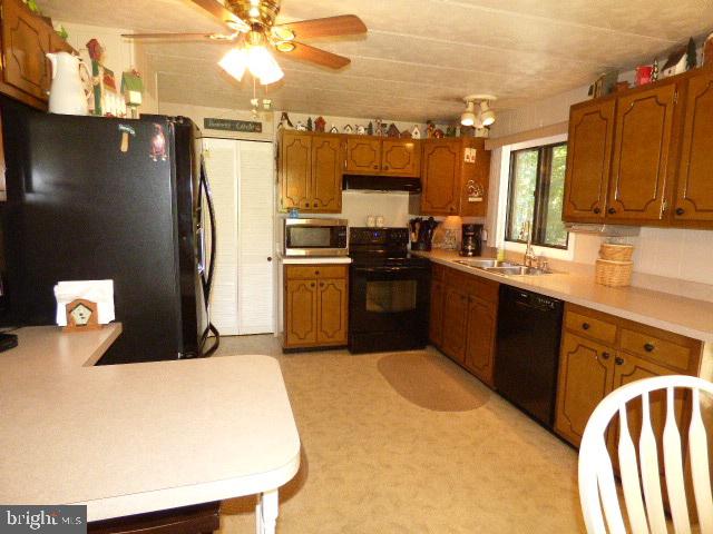 WINDSOR TWP - Residential