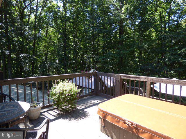 WINDSOR TWP - Residential