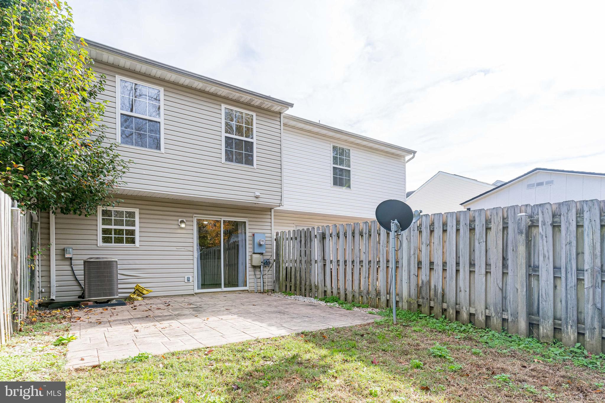 COVENTRY CREEK - Residential Lease