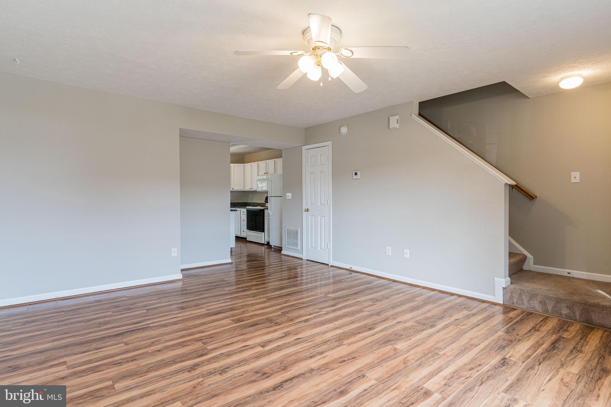 COVENTRY CREEK - Residential Lease