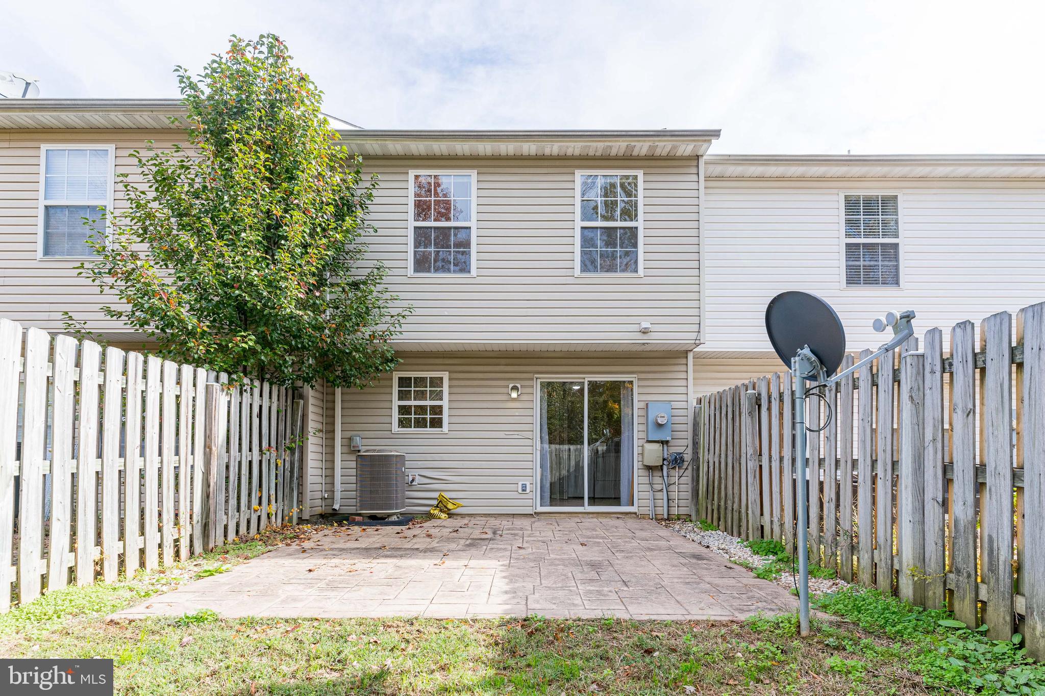 COVENTRY CREEK - Residential Lease