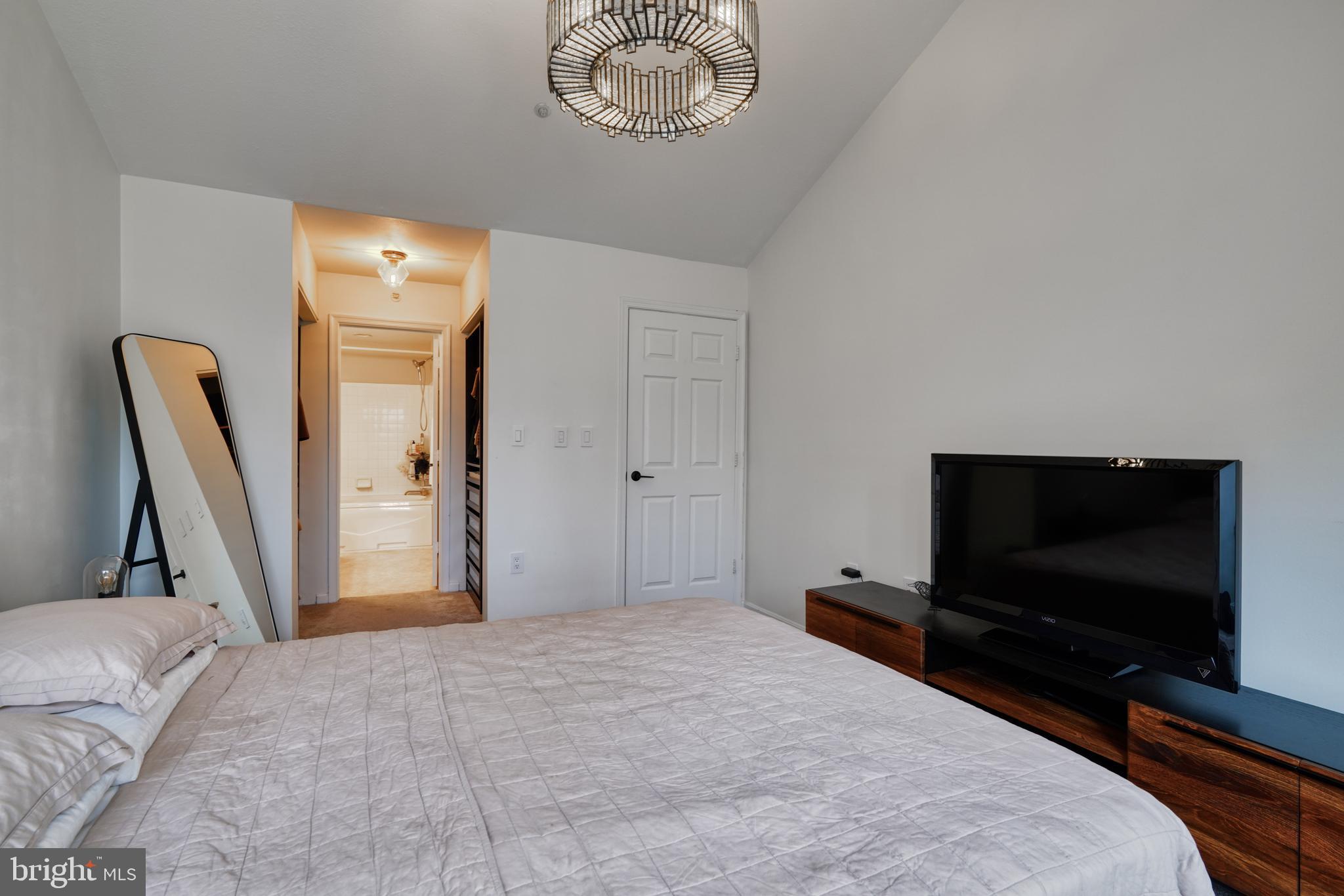 BRISTOL GREEN - Residential