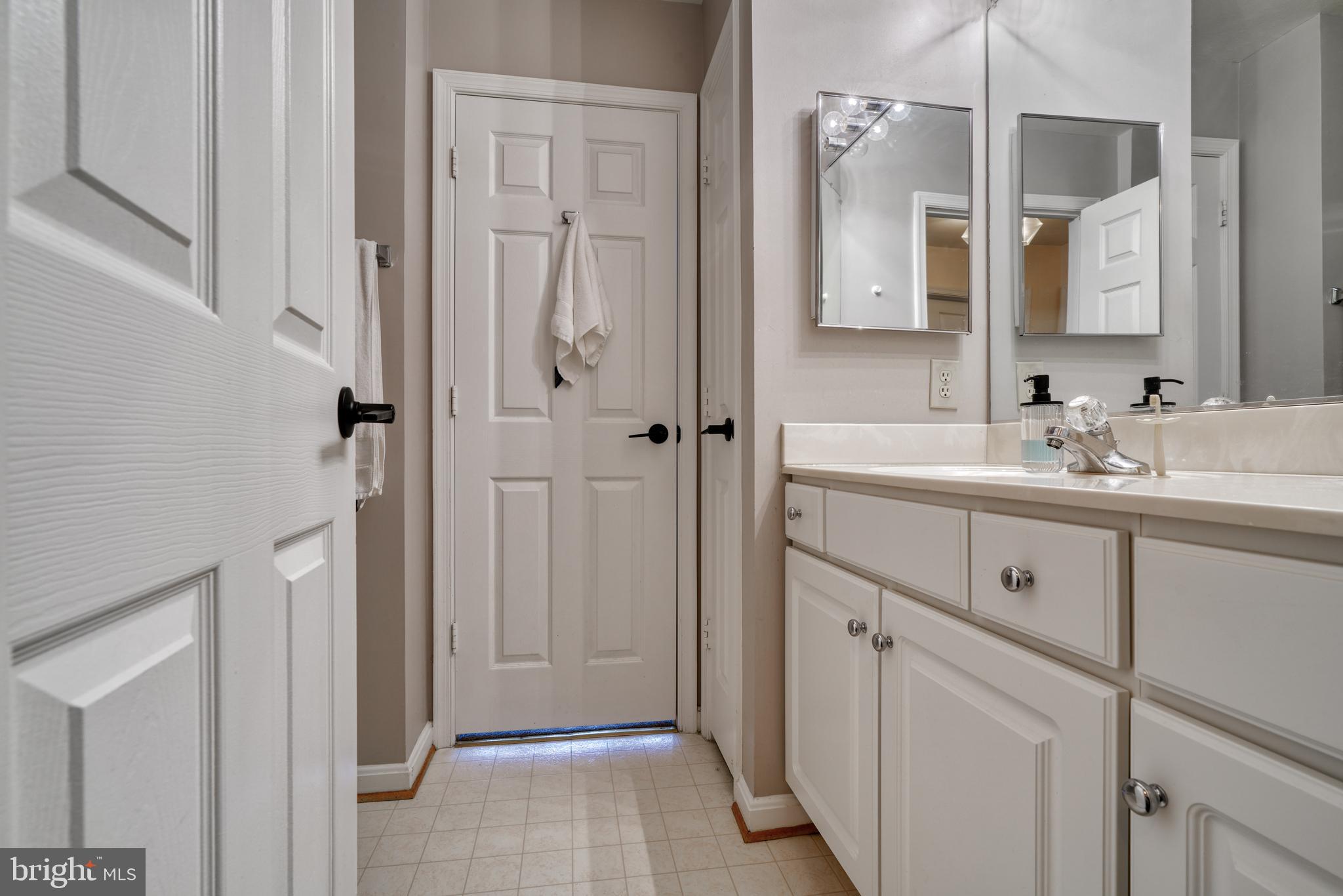 BRISTOL GREEN - Residential