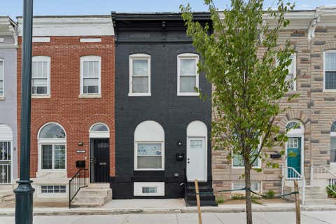Townhouse For Sale - 921 N Patterson Park Avenue<br/> BALTIMORE, MD 21205