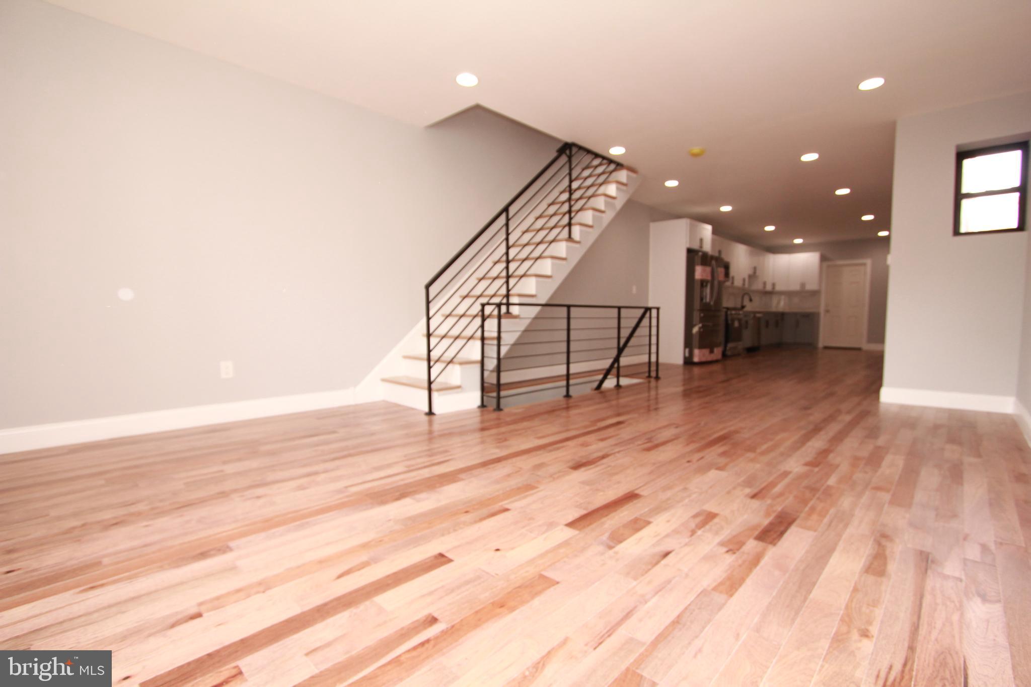 POINT BREEZE - Residential