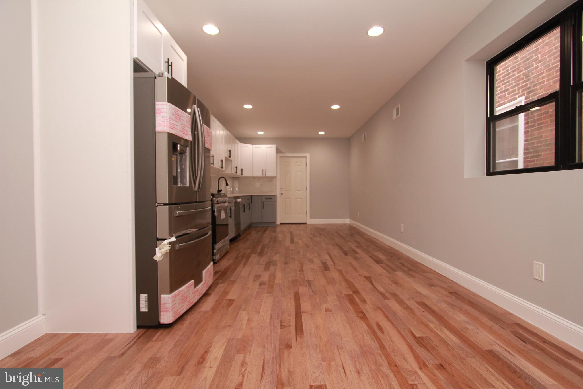 POINT BREEZE - Residential