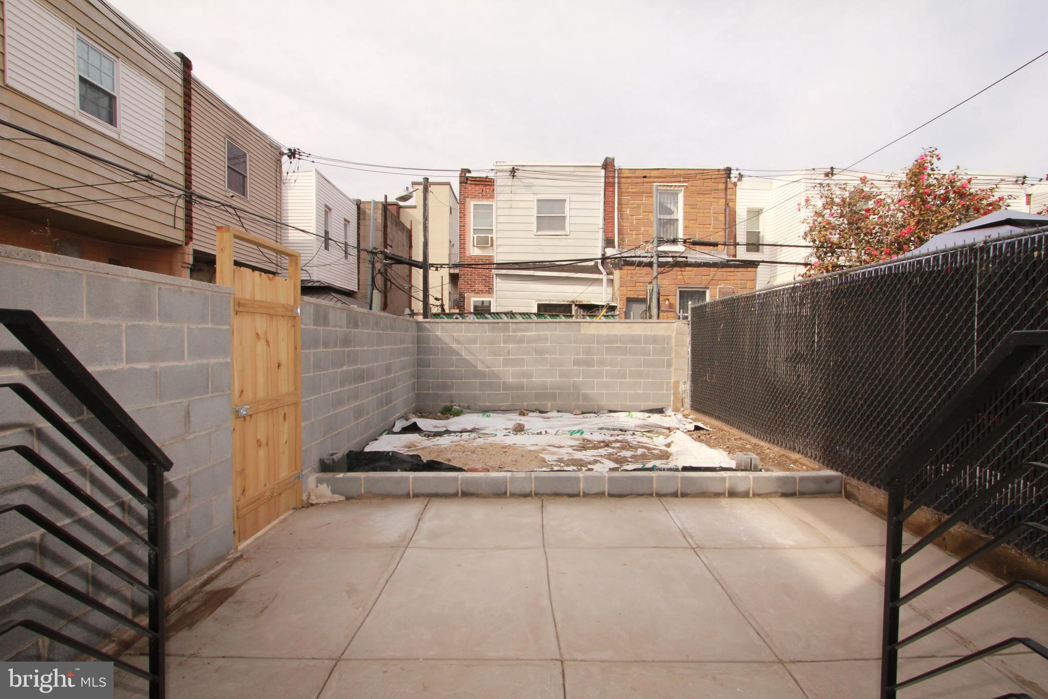 POINT BREEZE - Residential