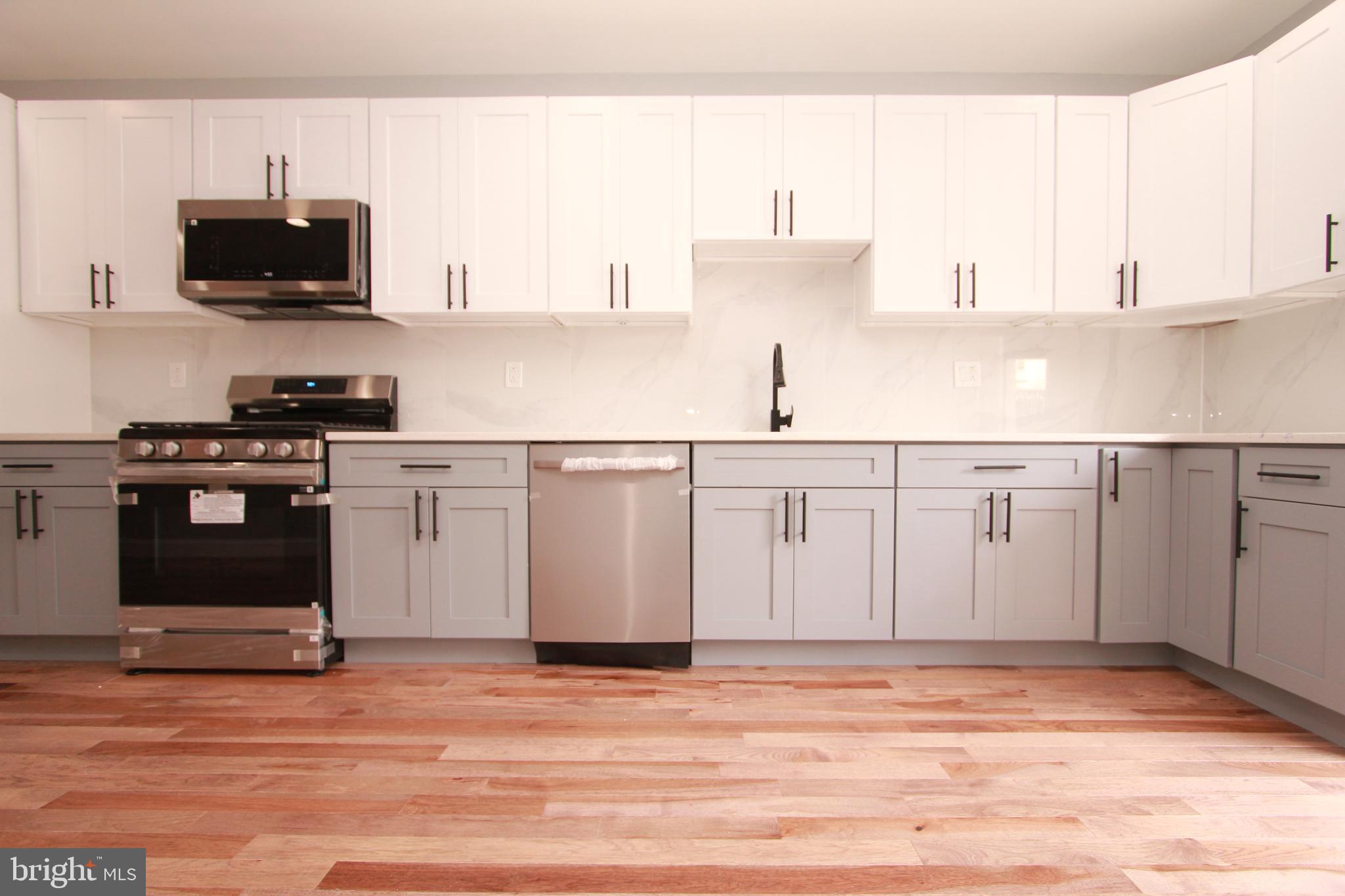 POINT BREEZE - Residential