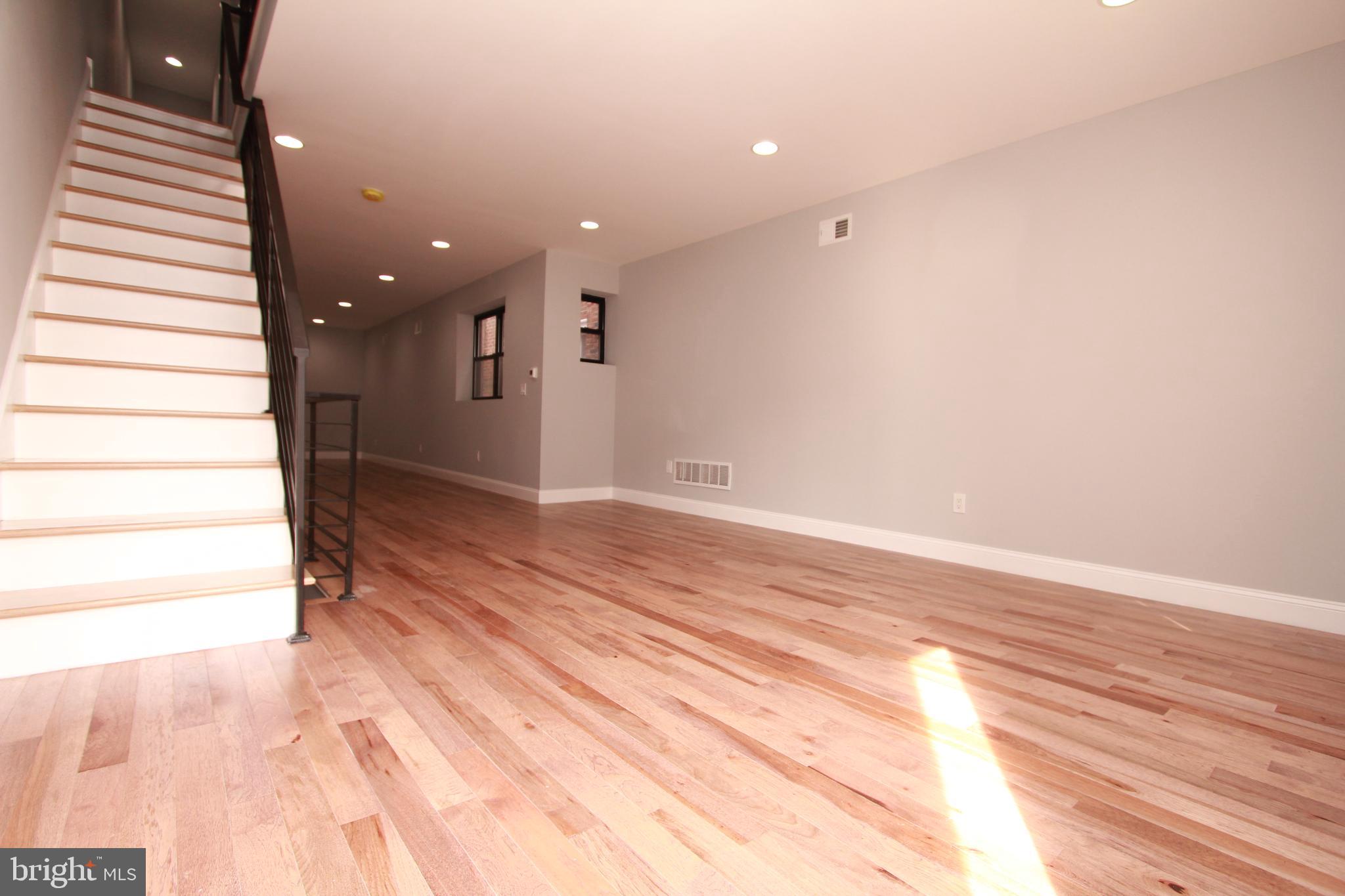 POINT BREEZE - Residential