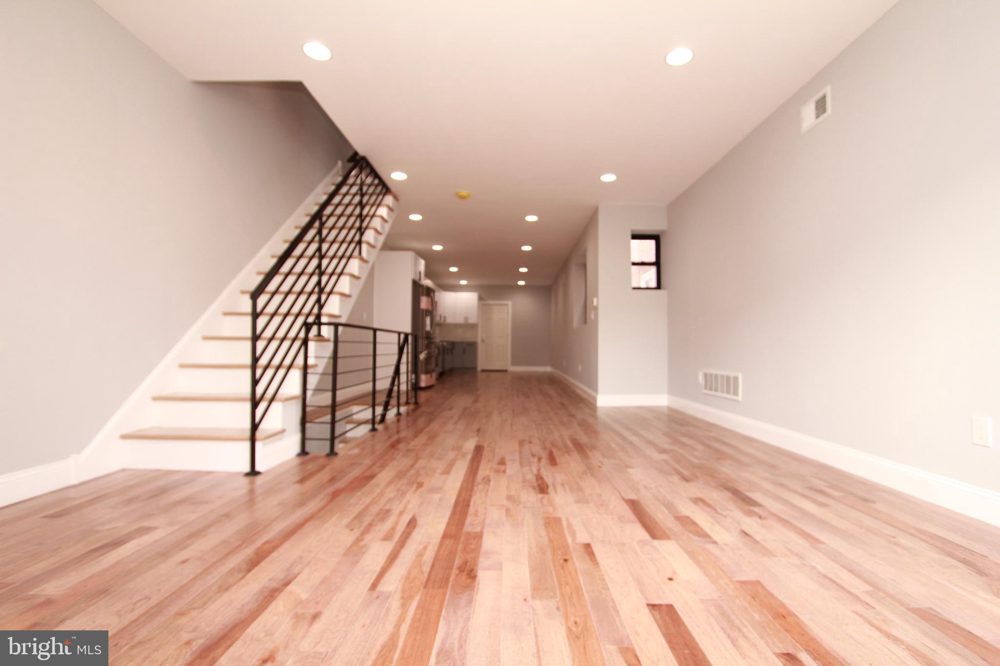 POINT BREEZE - Residential