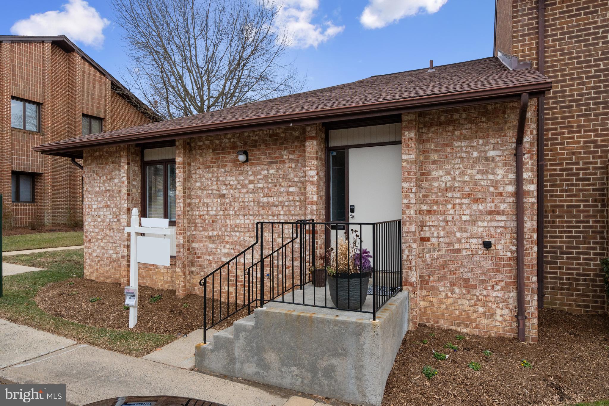9002 FERN PARK DRIVE 1