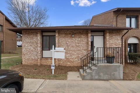 9002 FERN PARK DRIVE 1 BURKE VA 22015
