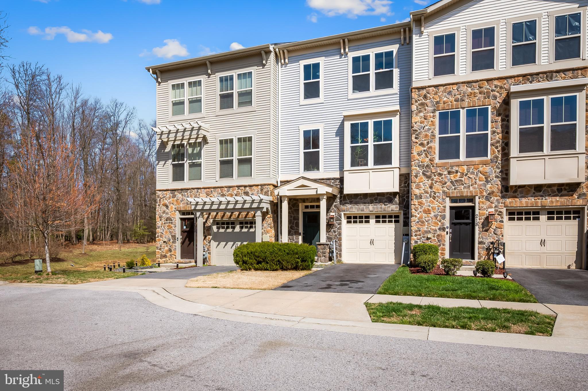 220 TANNER LANE