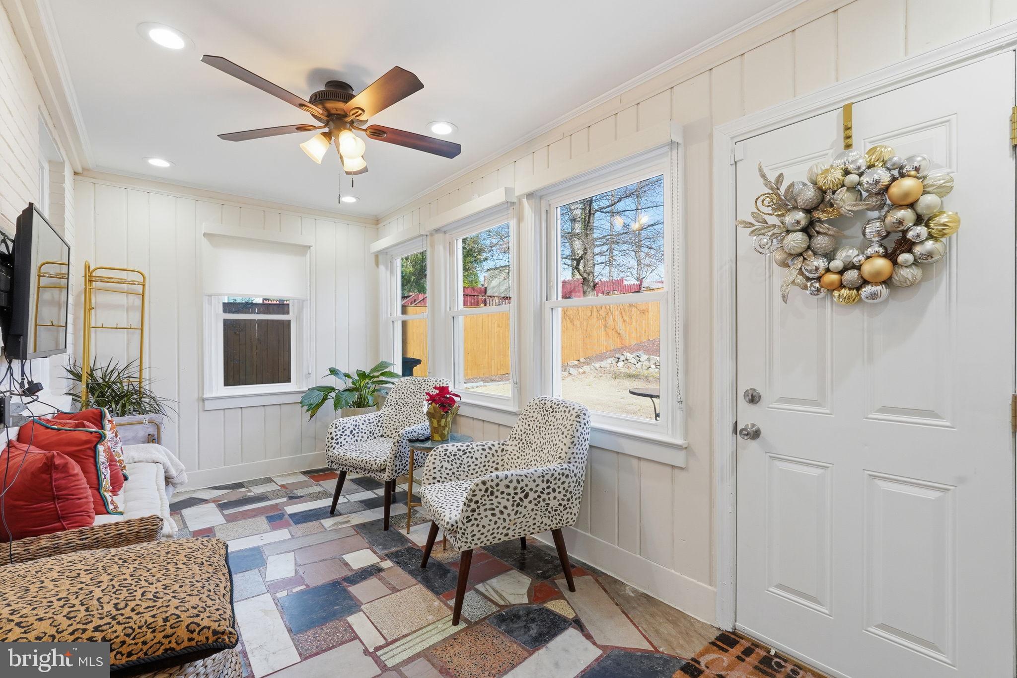 HILLCREST HEIGHTS - Residential