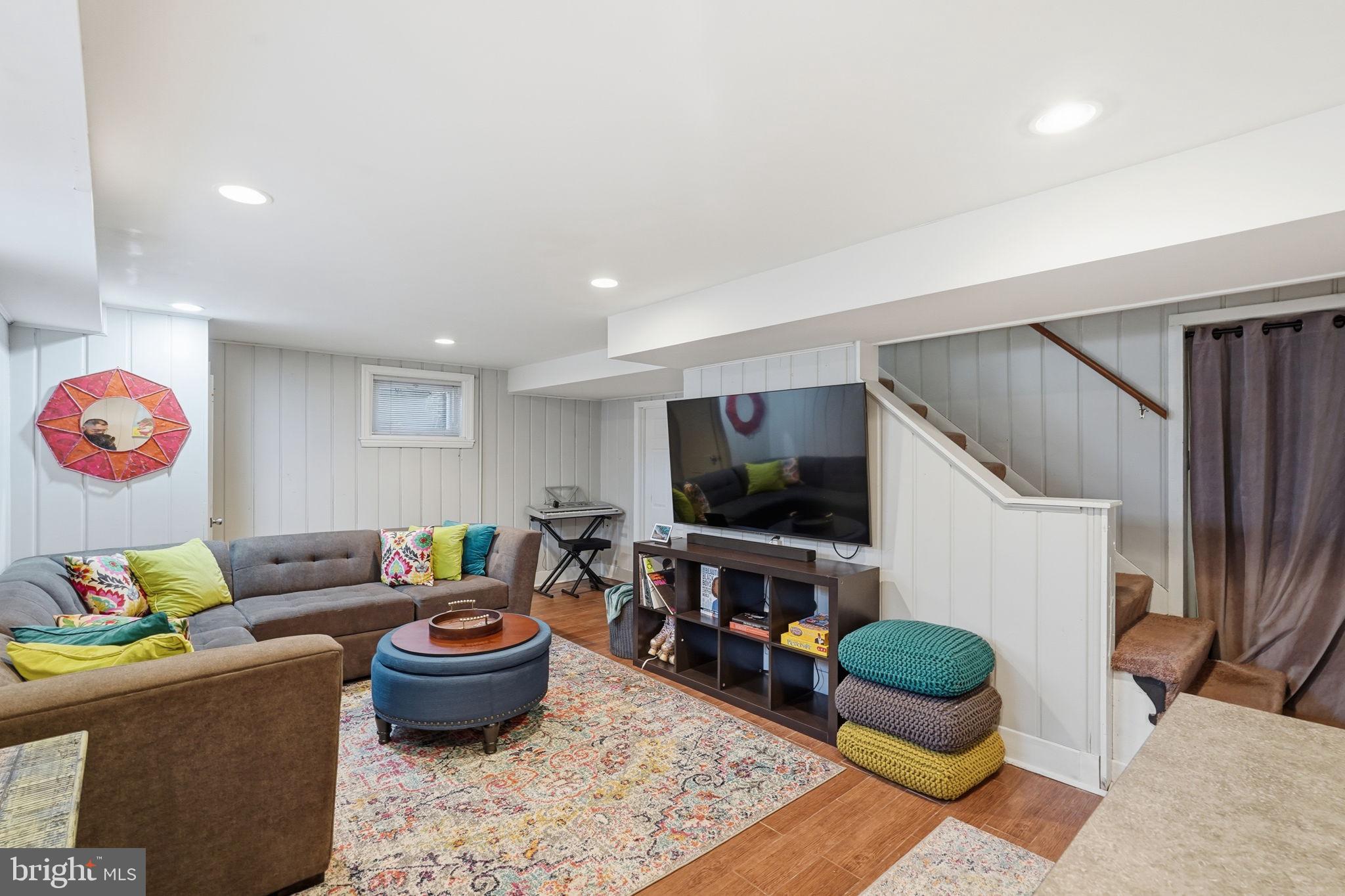 HILLCREST HEIGHTS - Residential