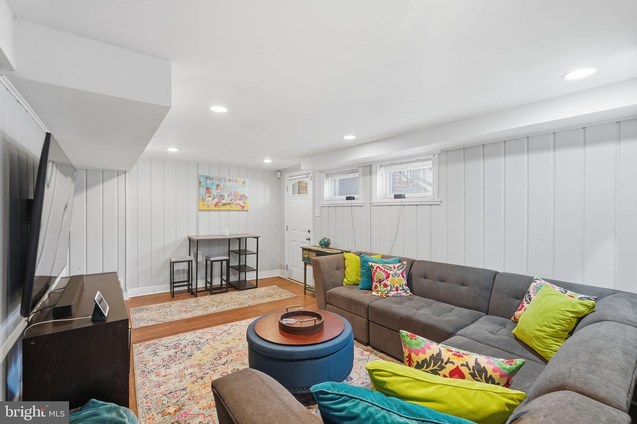 HILLCREST HEIGHTS - Residential