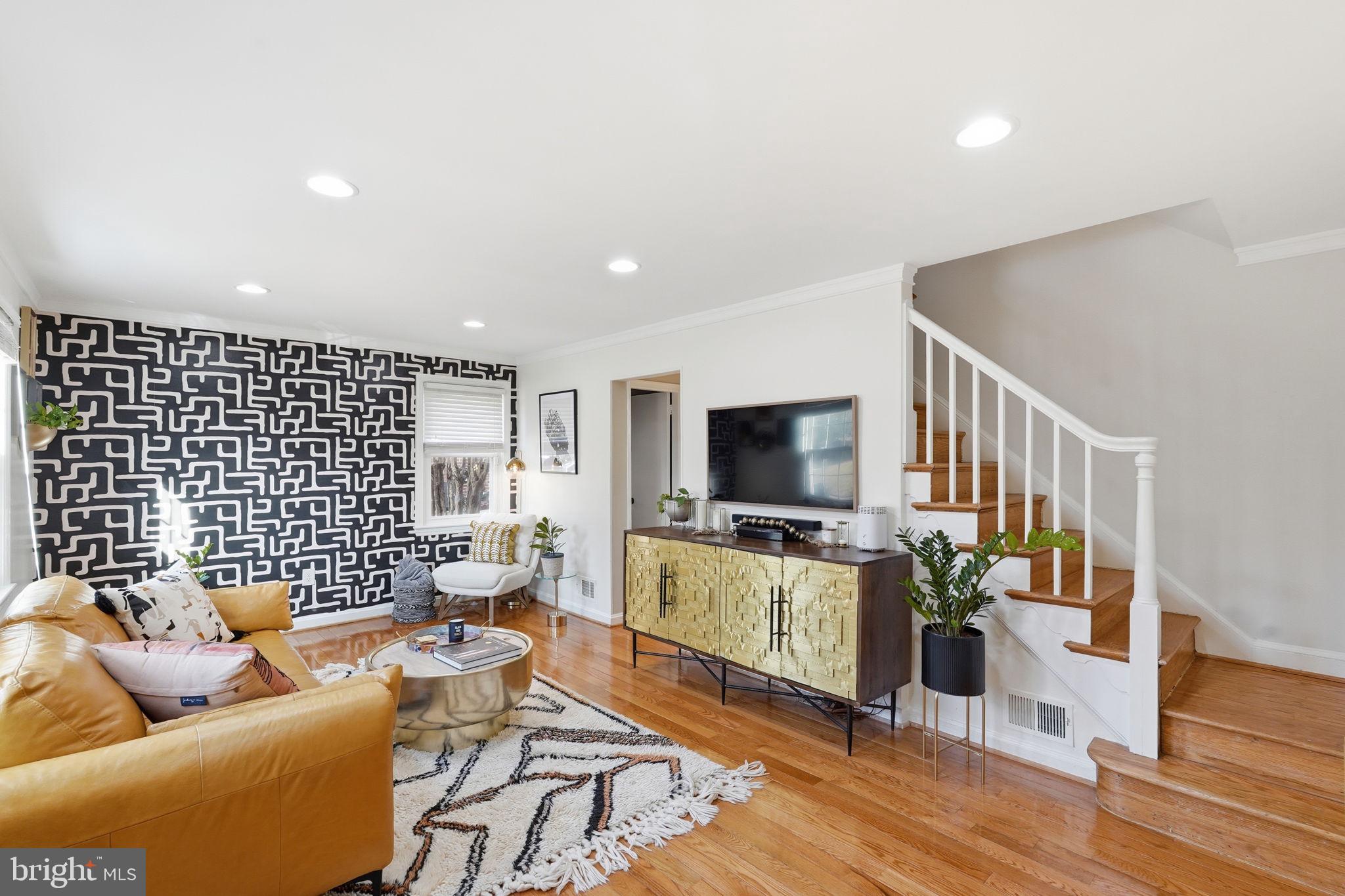 HILLCREST HEIGHTS - Residential