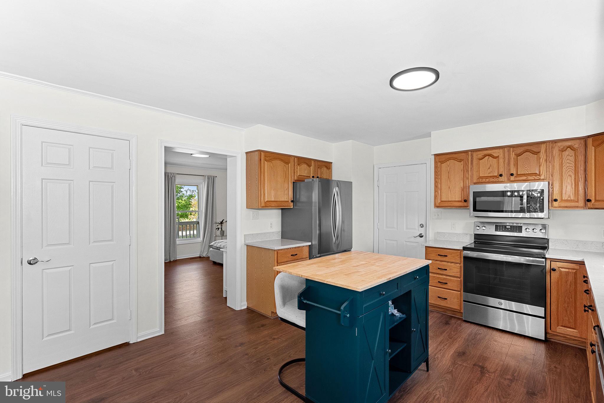 FAIRVIEW PLACE - Residential